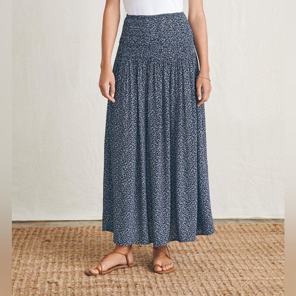 Faherty Alisee Skirt Navy Riverton Ditsy Micro Floral Smocked Skirt Size XXL